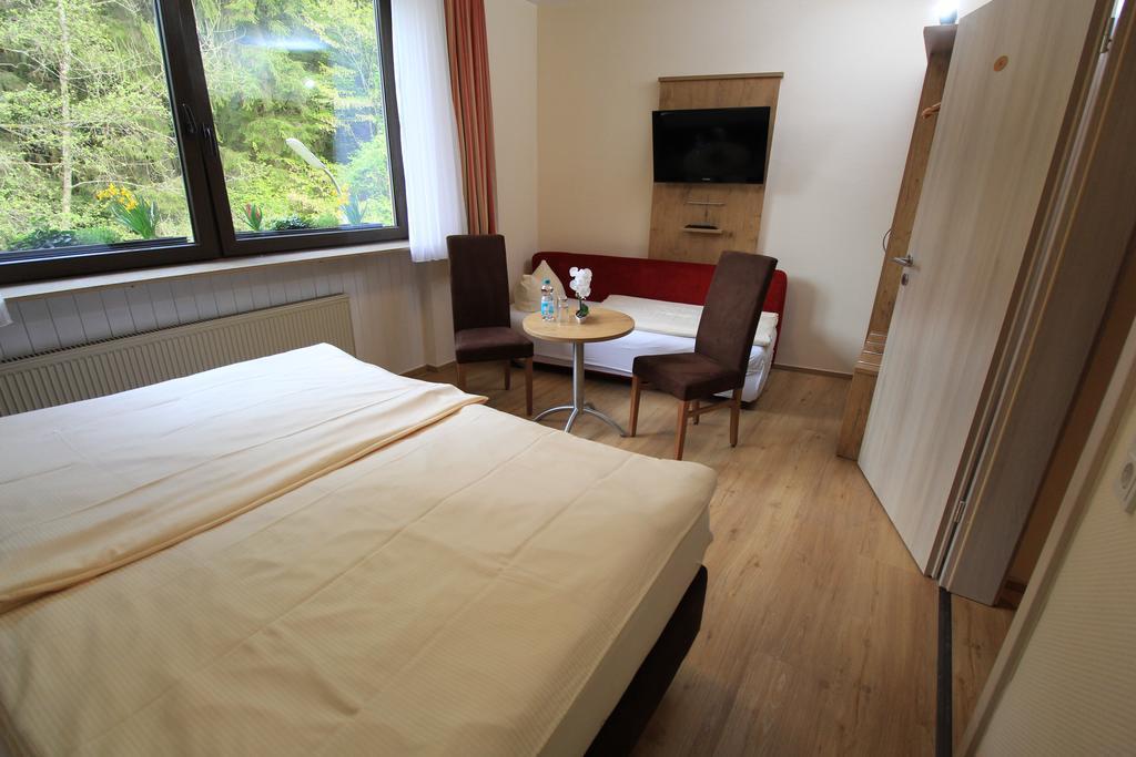 Waldhotel Albachmuehle Mit Albacher Stuben Wasserliesch Dış mekan fotoğraf